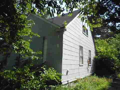 16732 Rockdale (6)_m.jpg